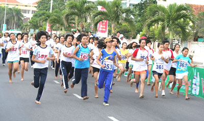 Khó khăn về kinh phí