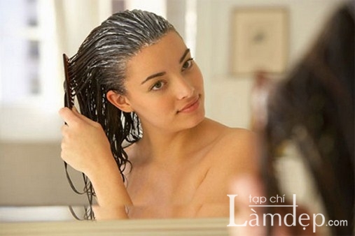 Tóc chẻ và chế độ chăm sóc tóc thông minh