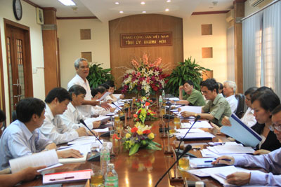 Ban Thường vụ Tỉnh ủy tiến hành kiểm điểm tự phê bình, phê bình theo tinh thần Nghị quyết Trung ương 4 (khóa XI)