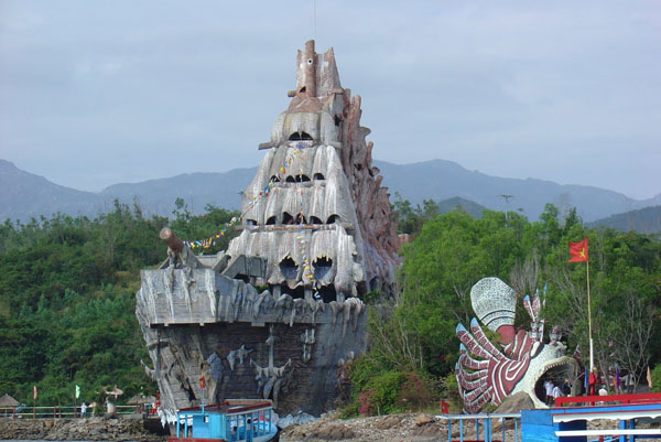 Thủy Cung Trí Nguyên