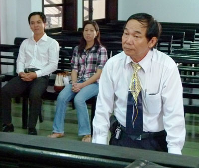 “Luật sư” thua kiện