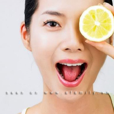 Dùng chanh trị nếp nhăn