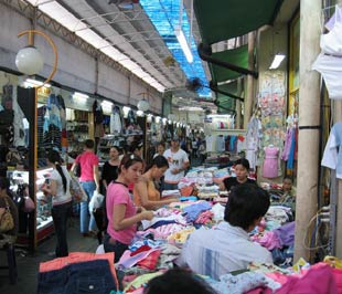 GDP quý 3 tăng 5,35%, cao hơn mức 4,00% của quý 1 và 4,66% của quý 2.  