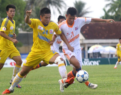 V-League hết thời vung tiền mua "hàng xịn’’