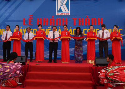 Khánh thành Nhà máy sơ chế và tách cọng thuốc lá công suất 18.000 tấn/năm