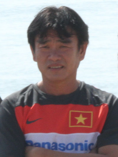 Không có sự thay đổi về đội hình, lối chơi