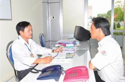 Người đại diện trình bày nội dung khiếu nại phải là người khiếu nại