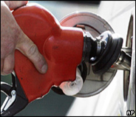 Kiểm soát chặt kinh doanh xăng dầu