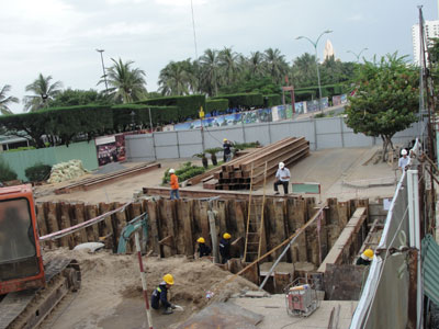 Hầm đi bộ đầu tiên trên đường Trần Phú - Nha Trang