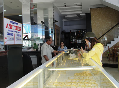 Giá vàng giảm mạnh về mức 46 triệu đồng/lượng