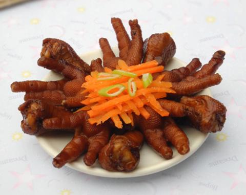 Món ăn: chân gà om coca cola