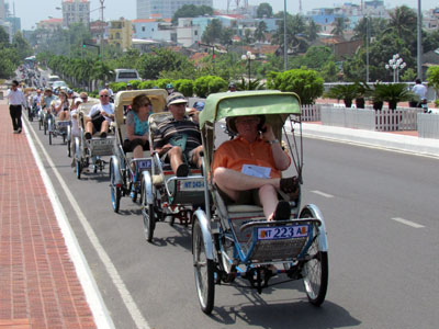 Hơn 1,3 triệu lượt khách đến Khánh Hòa