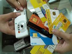 Từ 1-1-2013, cước hòa mạng di động trả trước là 25.000 đồng