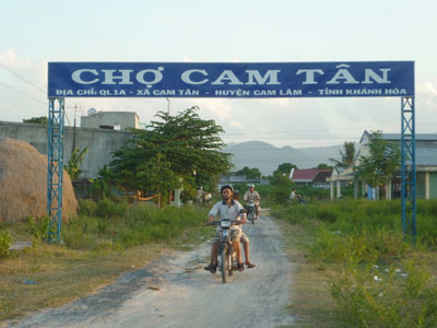 Đích đến còn xa