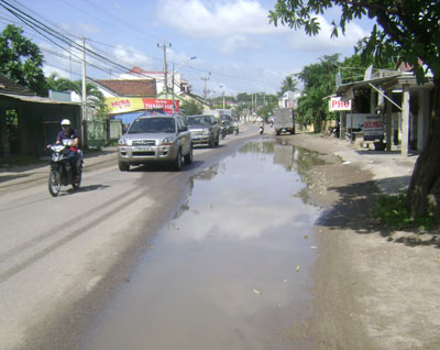 Nhiều tỉnh lộ xuống cấp nghiêm trọng