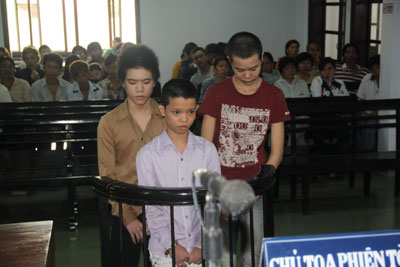 Bài học về sự buông lỏng quản lý của gia đình