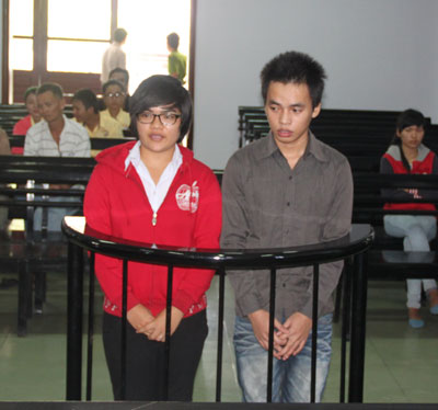 Trộm xe máy, đôi tình nhân trẻ cùng lãnh án