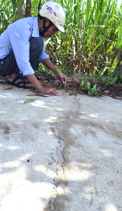 Đường mới nghiệm thu đã xuống cấp