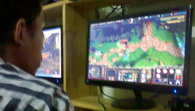 Hậu quả thực từ không gian ảo