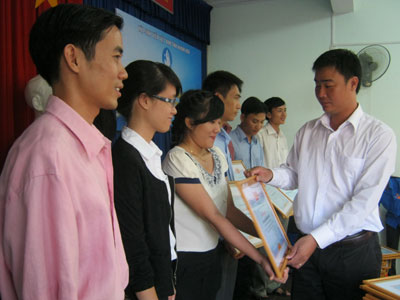 Triển khai tốt các cuộc vận động