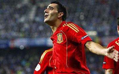 Nhà vô địch Euro 2008 bất ngờ đến Malaysia thi đấu