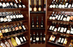 Không quá 1 giấy phép kinh doanh bán lẻ rượu/1.000 dân ở quận, huyện, thị xã