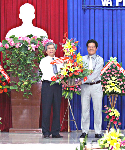 3 nhà giáo được phong tặng danh hiệu Nhà giáo Ưu tú