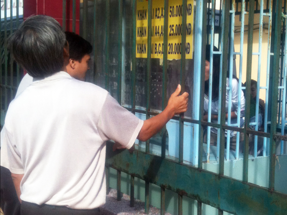 Đội tuyển bóng đá Việt Nam gặp CLB Khatoco Khánh Hòa