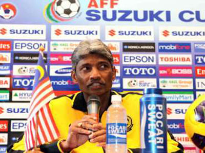 Malaysia cân nhắc thay tướng trước AFF Cup