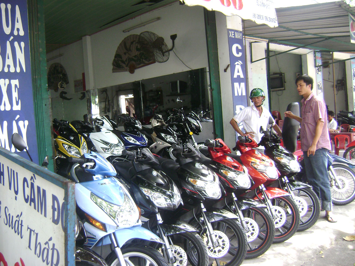 Gặp khó vì quy định xe chính chủ