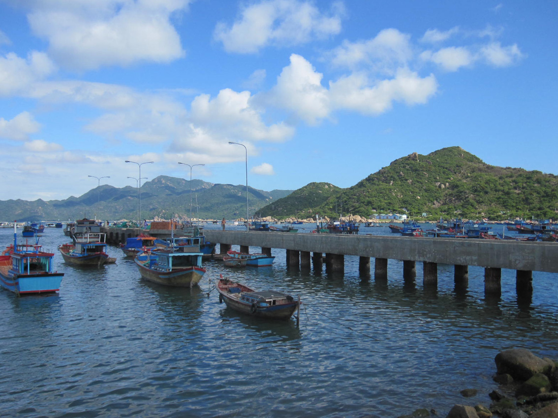 New image of Cam Binh island commune