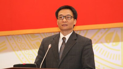 Người phát ngôn của Chính phủ Vũ Đức Đam phát biểu tại họp báo.