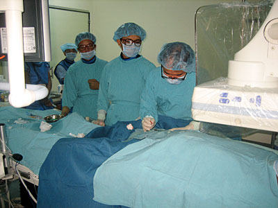 11 bệnh nhân được hỗ trợ dụng cụ can thiệp tim mạch