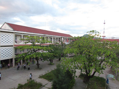 Vệ sinh môi trường và học đường đã được nhiều trường chú trọng. Trong ảnh: Khuôn viên trường Hà Huy Tập - một trong những trường được kiểm tra.