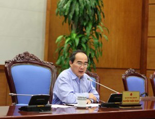 Phó Thủ tướng Nguyễn Thiện Nhân nêu những yêu cầu cụ thể với các Bộ liên quan trong việc thực hiện Kết luận 51 của TW. Ảnh: VGP/Từ Lương