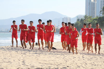 Các đội bóng tuyến trẻ: Phía trước không mục tiêu?