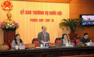 Phiên họp thứ 13, Ủy ban Thường vụ Quốc hội.