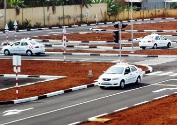 Điều chỉnh mức thu phí sát hạch lái xe
