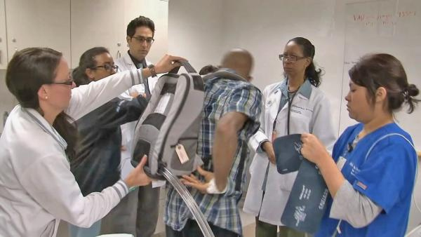 Đi lại bình thường với tim nhân tạo