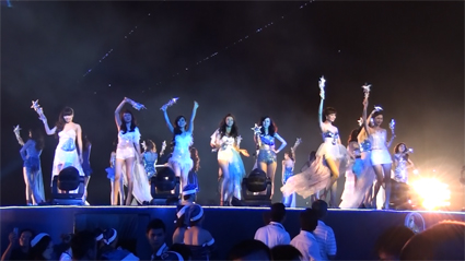 Chương trình sôi động và ấn tượng hơn với những người mẫu thời trang đến từ TP.Hồ Chí Minh