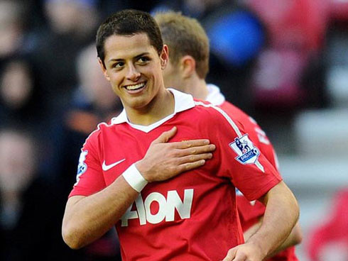 Gà son Chicharito lại tỏa sáng đúng lúc.