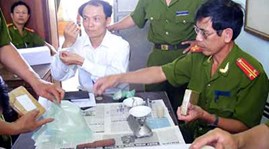 Cơ quan điều tra tiến hành giám định tư pháp 1 vụ án (Ảnh: KT)