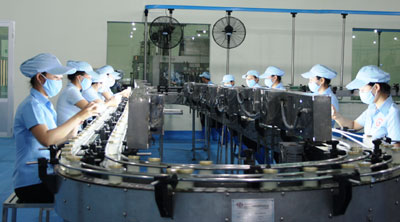 Nhà máy Nước giải khát cao cấp yến sào Cam Thịnh có công suất 50 triệu sản phẩm/năm.