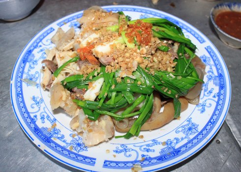 Món ăn: Lạ vị món bò hấp hành