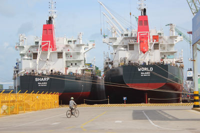 Đối mặt với nhiều khó khăn