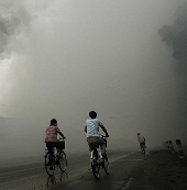 Không khí ô nhiễm làm phụ nữ giảm trí nhớ