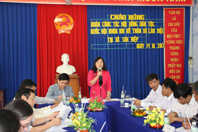 Khánh Sơn cần phát triển các loại cây, con chủ lực