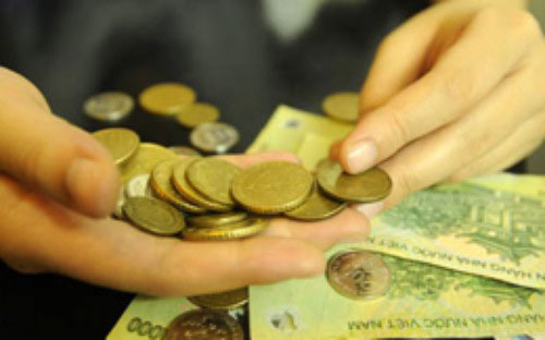 Tiền kim loại tiếp tục lưu thông trên thị trường