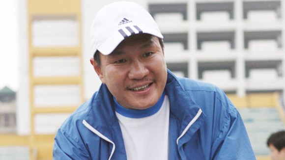 Huấn luyện viên Hoàng Văn Phúc chính thức ra mắt