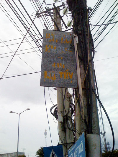 Bảng tuyên truyền mất tác dụng